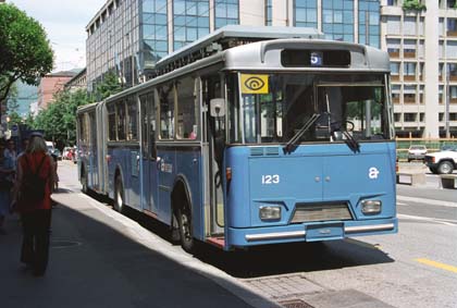 74C03