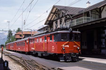 SBB Brünig De 110 001 als 6342 in Meiringen