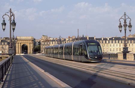 Tram A Alstom Citadis TGA 402 in Bordeaux