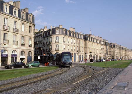 Tram A Alstom Citadis TGA 402 in Bordeaux